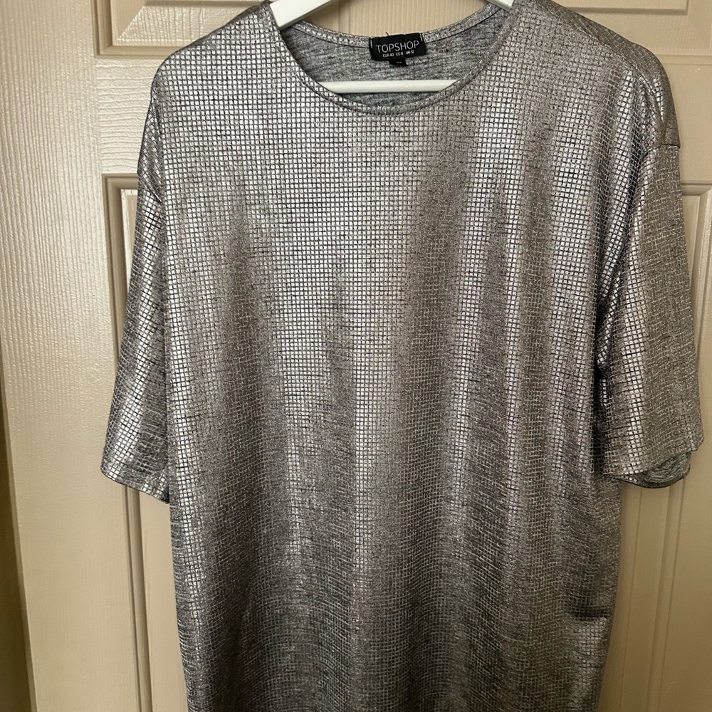 Topshop Metallic Gray Short Sleeve Tee